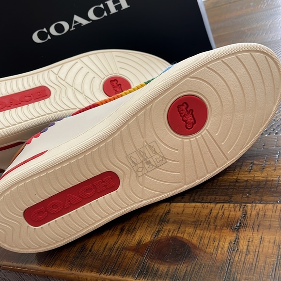 COACH PRIDE LEATHER SNEAKERS NIB - Picture 5 of 7